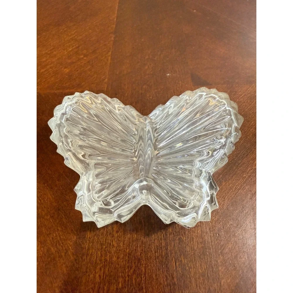 Vtg‎ Clear Glass Butterfly Trinket Box Jar Vanity Dish Jewelry Holder